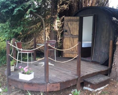 Charming 2-Bed Cabin In Domfront-En-Poiraie Perrou Eksteriør billede